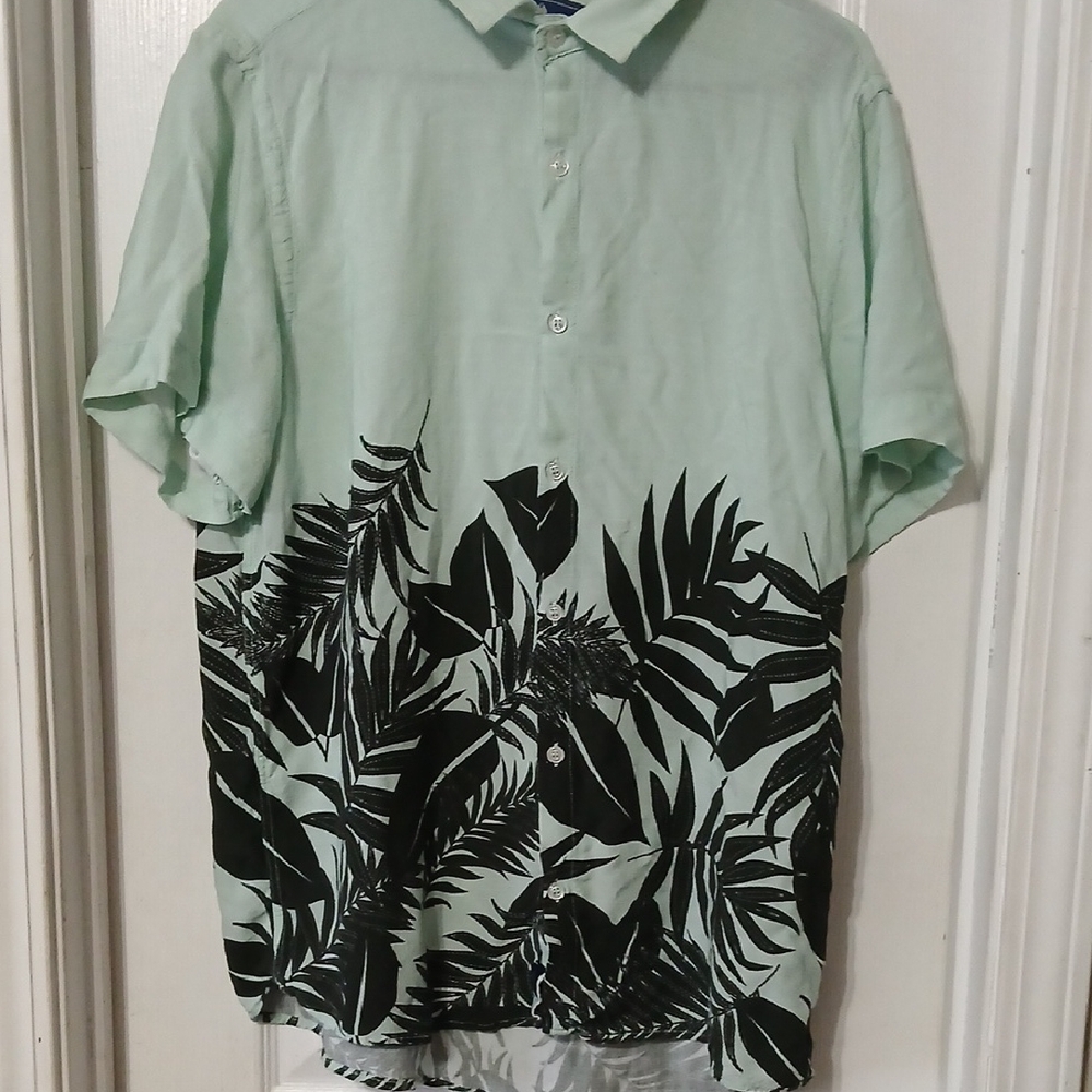 Men's Green and Black Leaf Print Shirt